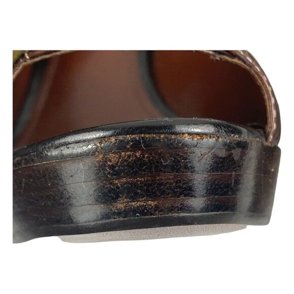 Marc fisher Burgundy Pebbled Leather Platform Heels Pep Toe Two Buckles US 8.5M - Picture 12 of 15